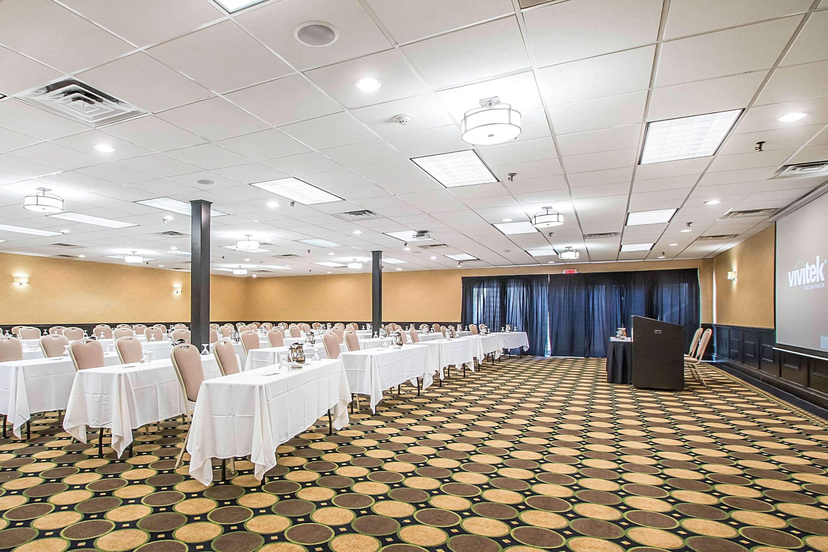 Clarion Inn Elmhurst - Oak Brook Near I-88, I-290, I-294 Esterno foto