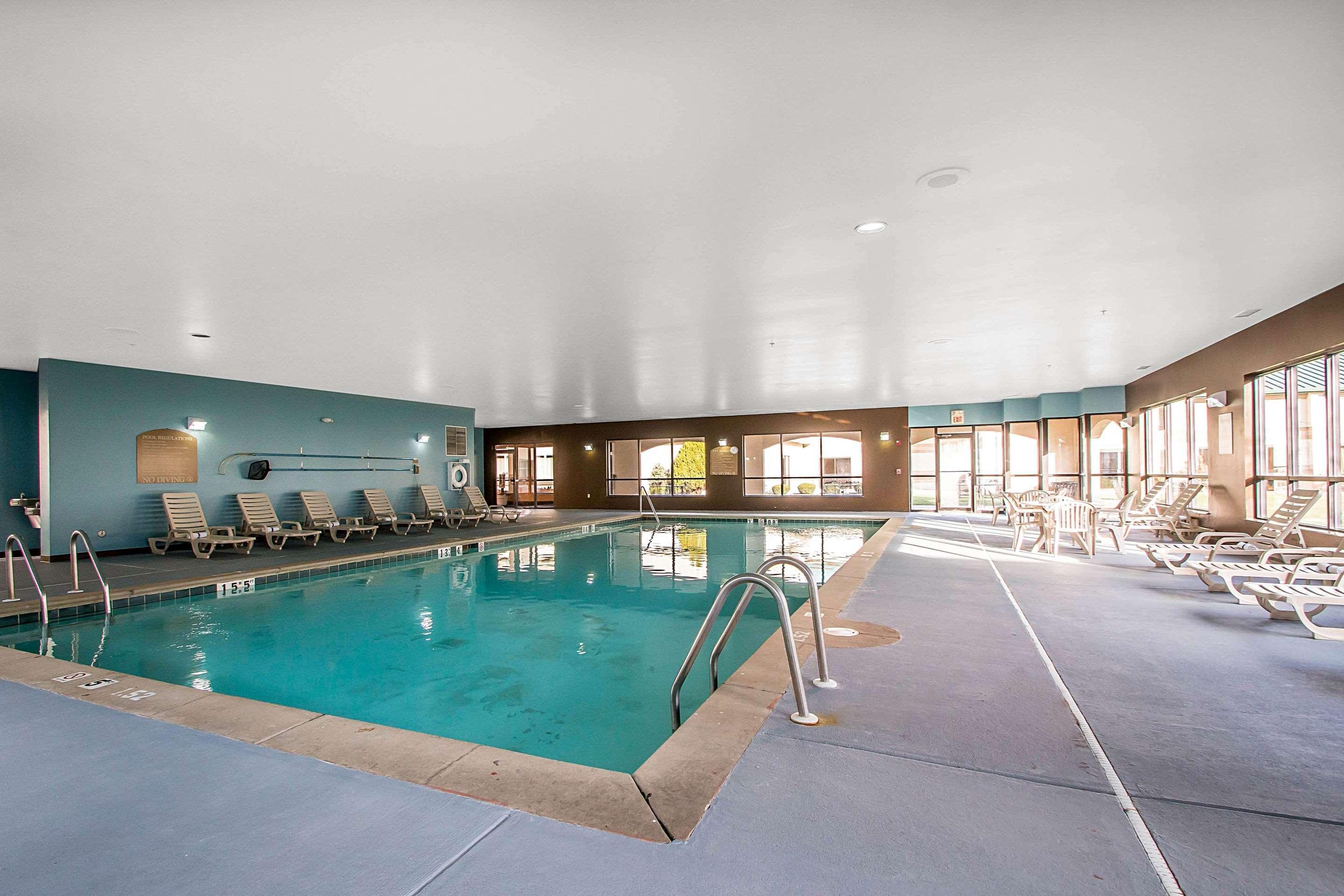 Clarion Inn Elmhurst - Oak Brook Near I-88, I-290, I-294 Esterno foto