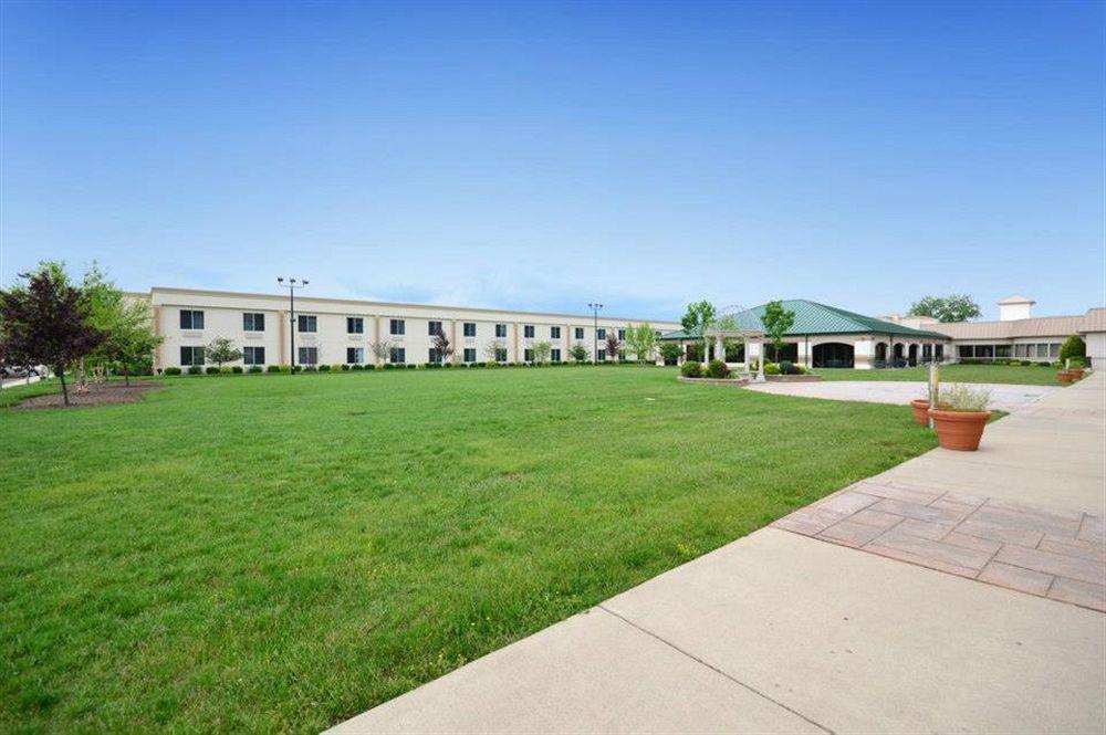Clarion Inn Elmhurst - Oak Brook Near I-88, I-290, I-294 Esterno foto